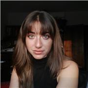 letteratura italianaDiplomata presso liceo linguistico  Liceo Carducci  di Pisa, studentessa di lingue presso l'Università di Pisa